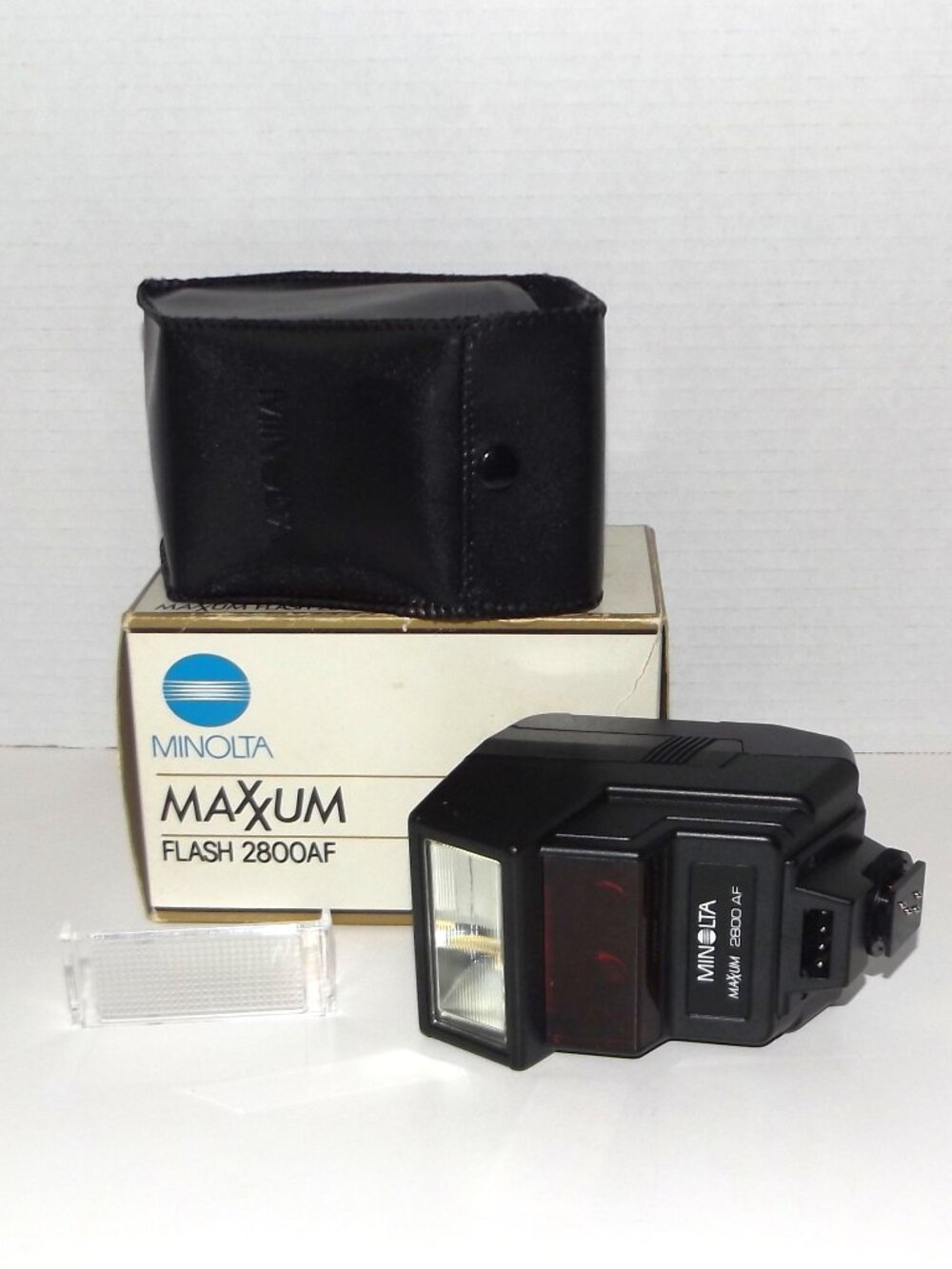 1980s Minola Maxxum Flash 2800AF Electronic Hot Shoe, Case & Diffuser